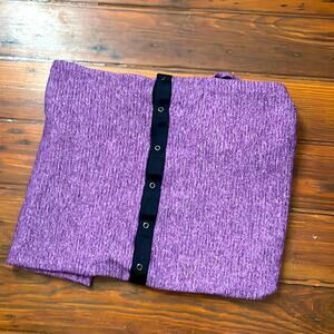 Lululemon Vinyasa snap down customizable blanket infinity scarf